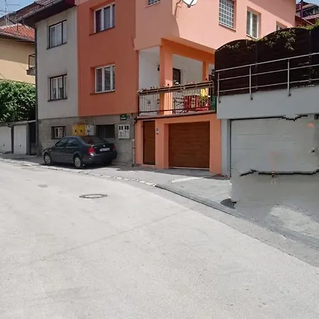 Lovely, Neat And Quite Dalia, Private Parking Sarajevo